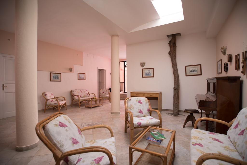 Hotel Il Nespolo Casamicciola Terme Buitenkant foto